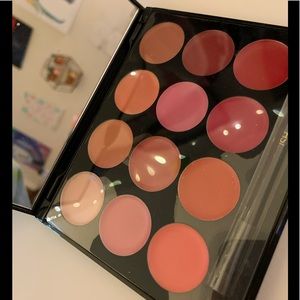 ISH Lip Statement Palette, 12 colors brand new